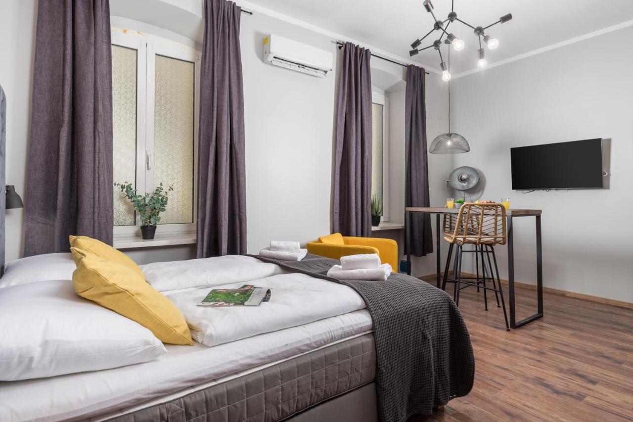 Apartments Porto Marina 2 里耶卡 外观 照片
