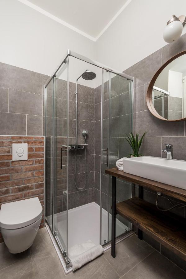 Apartments Porto Marina 2 里耶卡 外观 照片