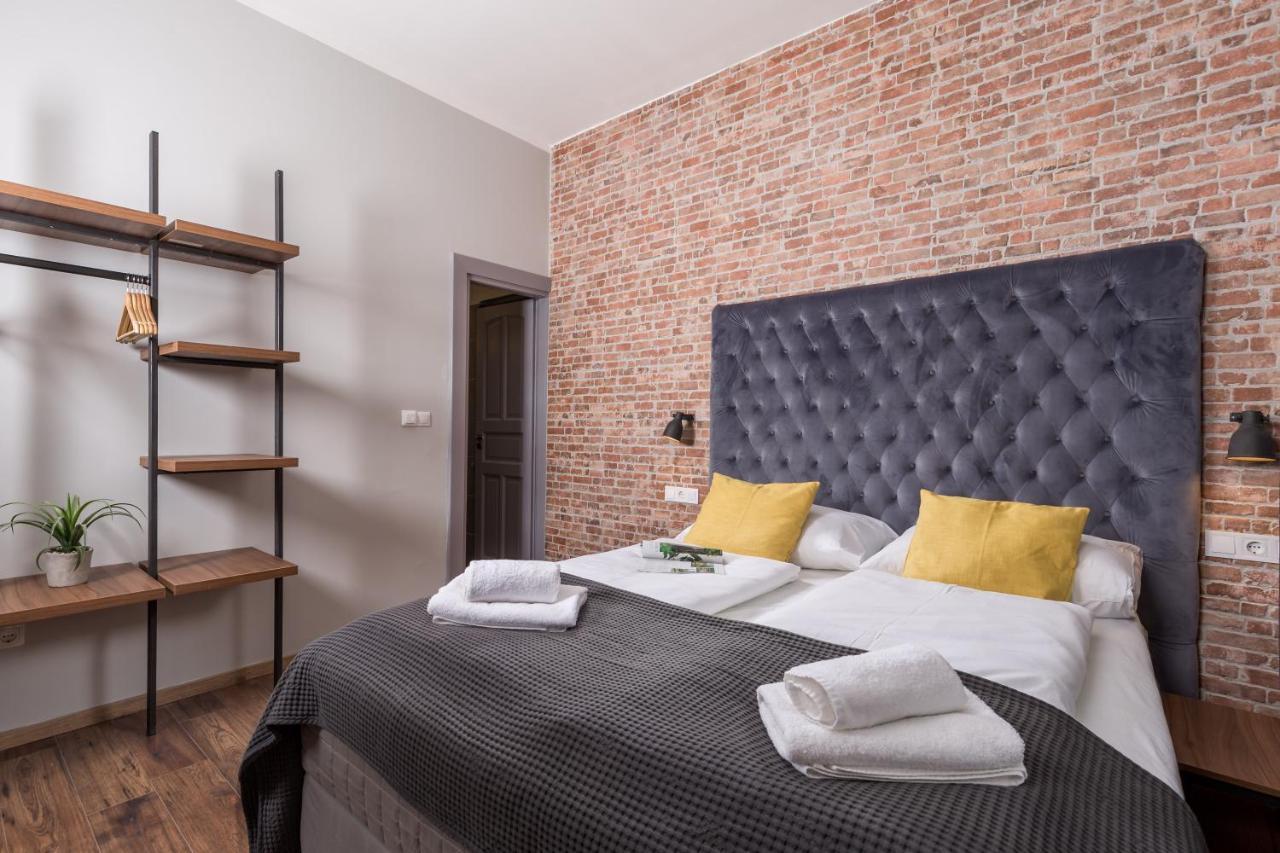 Apartments Porto Marina 2 里耶卡 外观 照片